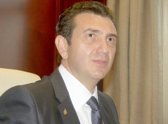 Palaz zice că n-ar candida din partea PDL la parlamentare